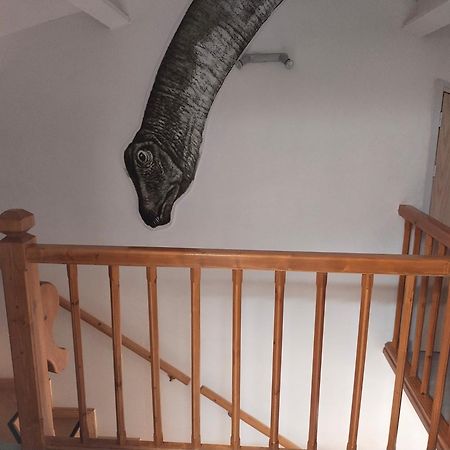 Dinosaur House Daire Coll de Nargó Dış mekan fotoğraf